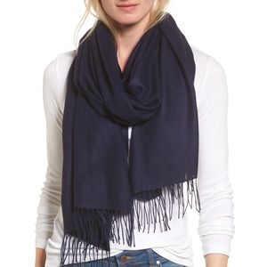 NORDSTROM WOOL AND CASHMERE FRINGED SCARF NAVY OS NWOT